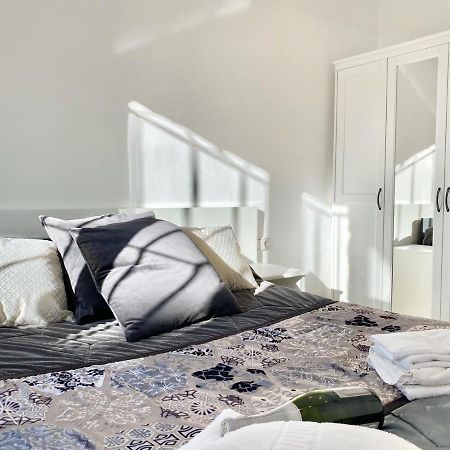 Appartement Devant La Plage โรเซส ภายนอก รูปภาพ