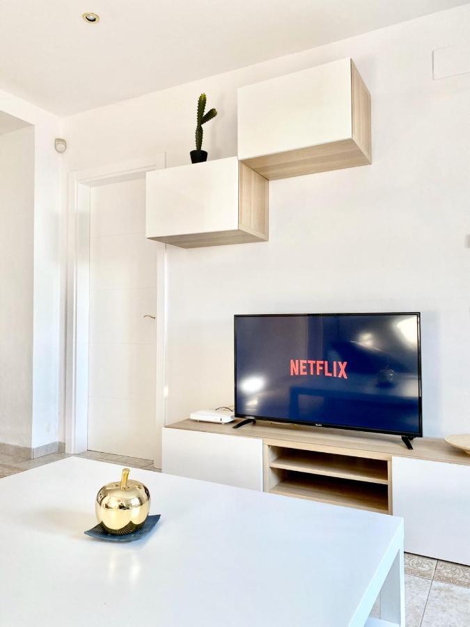 Appartement Devant La Plage โรเซส ภายนอก รูปภาพ
